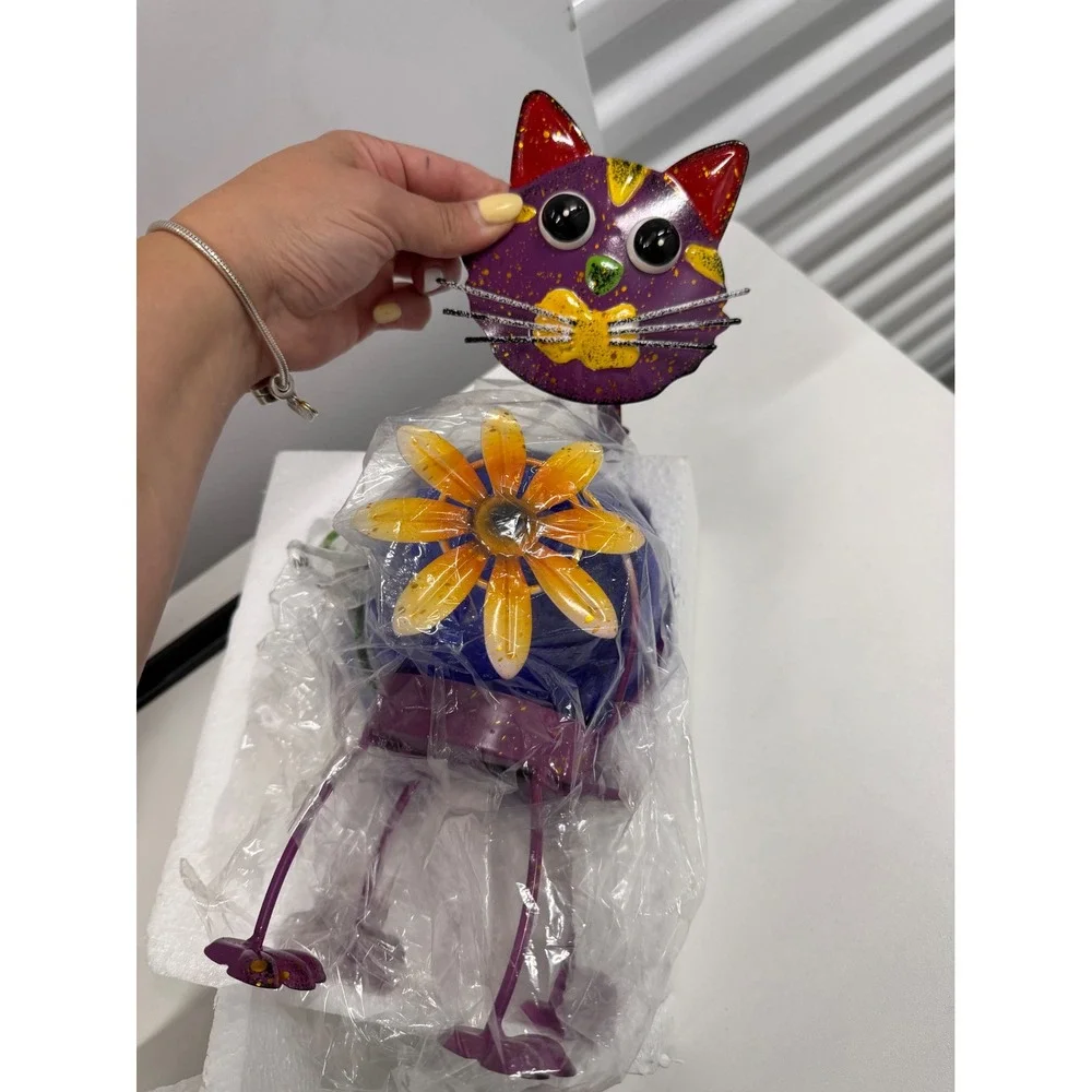 Purple Metal Cat Solar Lantern Blue Crackle Glass Globe Garden Statue YN-25